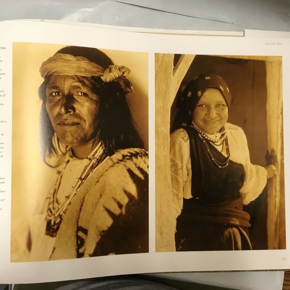 Edward S. Curtis: Visions of the First Americans by Don Gulbrandsen - Picture 2 of 11